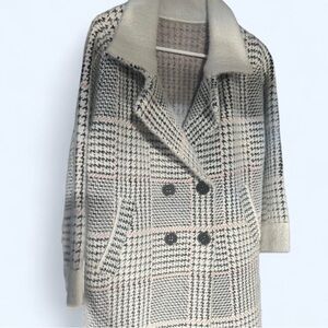 Women's Houndstooth Double-Breasted Coat